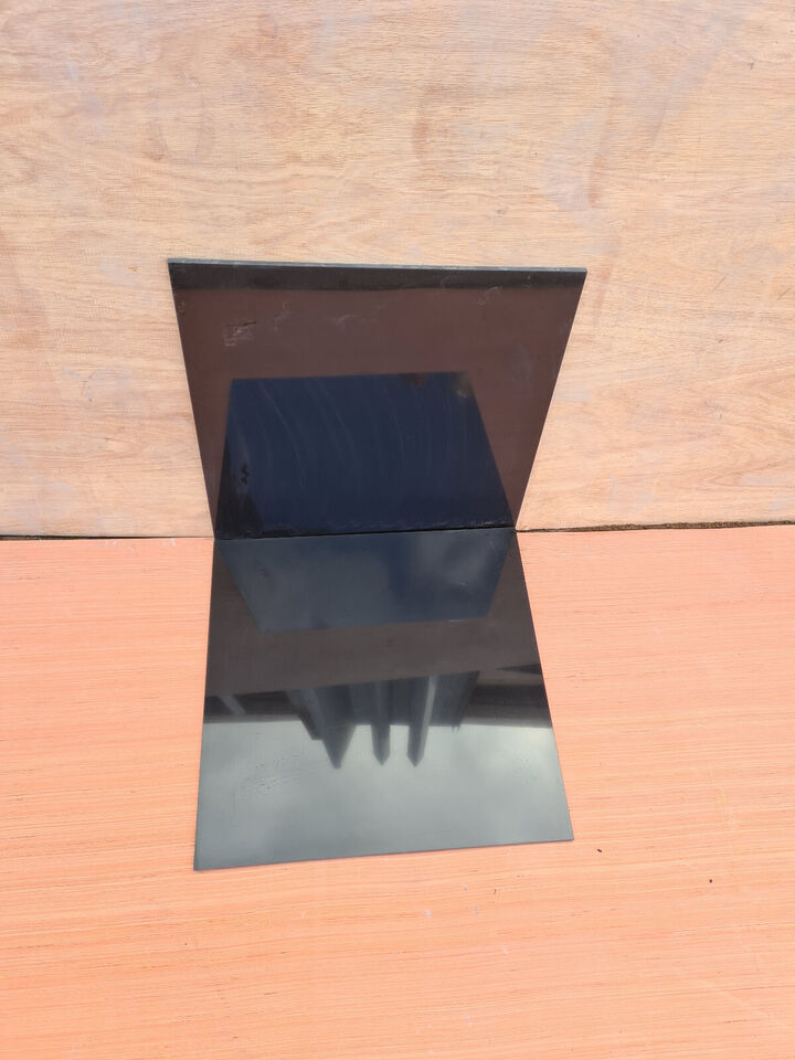 Black Gloss Porcelain Floor Tile - 600x600mm - Price Per Box (1.44m2)